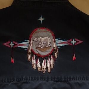 VTG Natural Wonders Dreamcatcher Bear Tribal Shirt